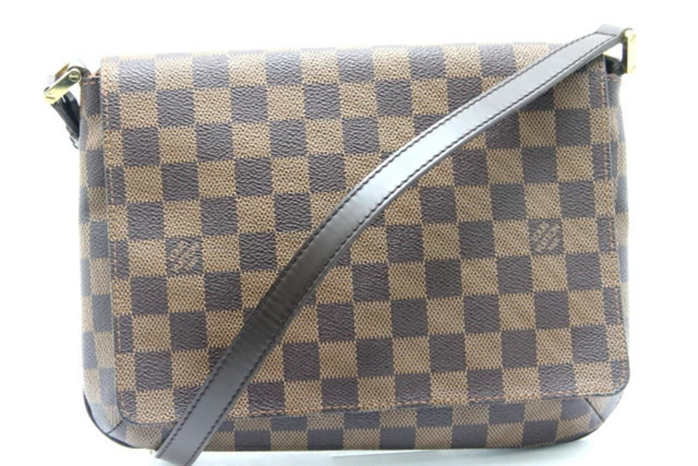 LOUIS VUITTON Shoulder Bag Damier Musette Tango